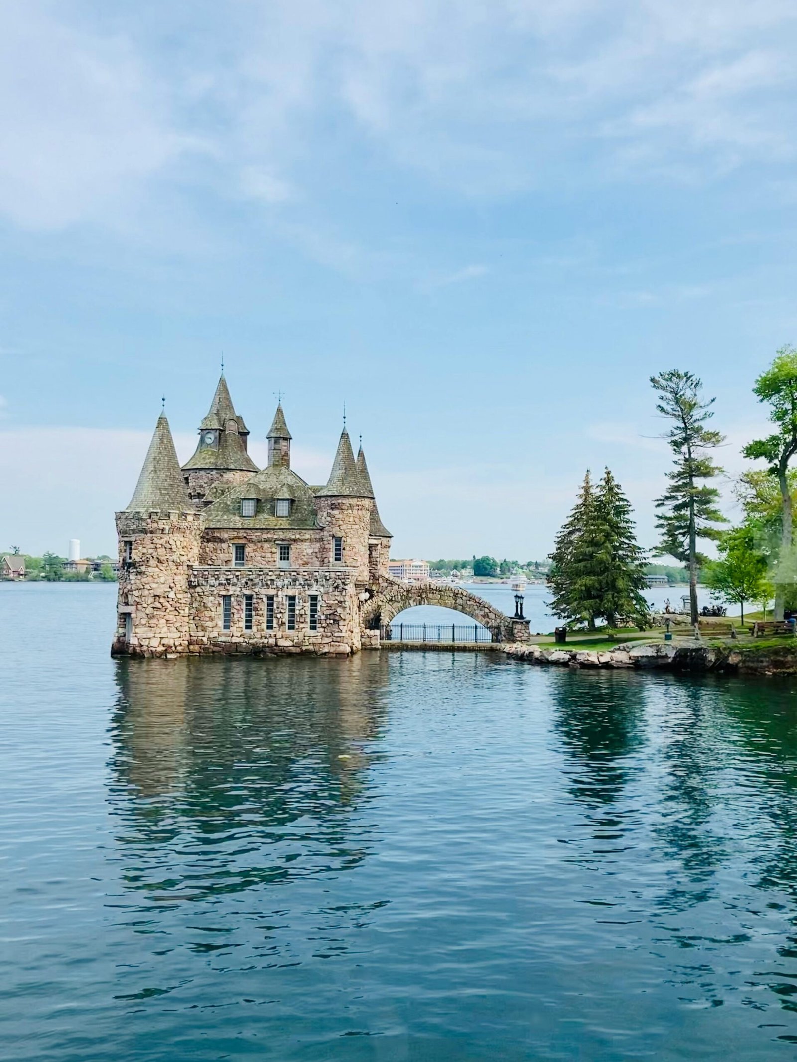 Picturesque view of Boldt Castle on a serene summer day at Saint Lawrence River.